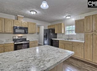 131 Goldfinch Ln, Ridge Spring, SC 29129