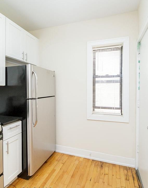 1st image of 621 W Melrose St #625N1