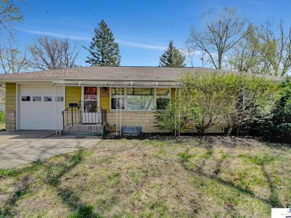 2716 N 57th St, Lincoln, NE 68507