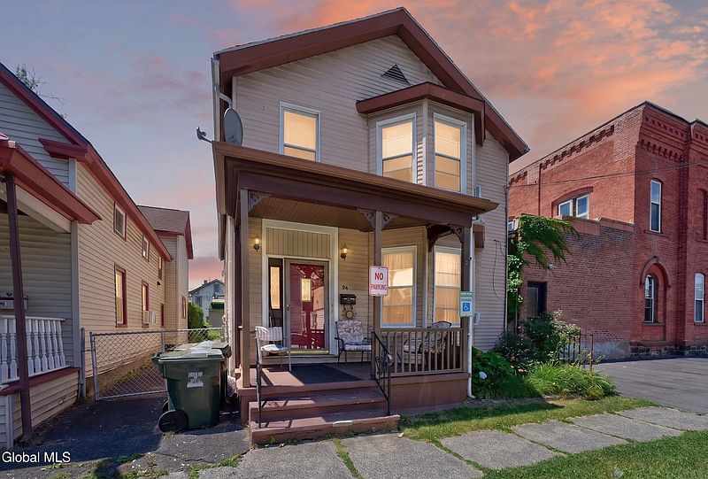 2nd image of 96 Hudson Avenue