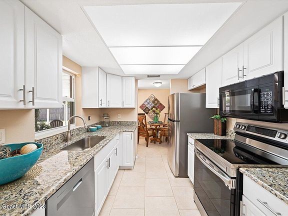 5th image of 297 Brandt Ave NE