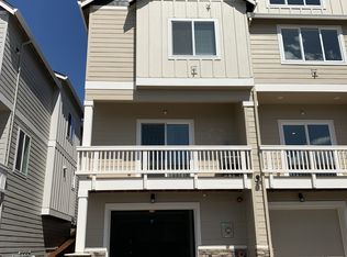 15650 NW Snowbush Ln #1, Portland, OR 97229