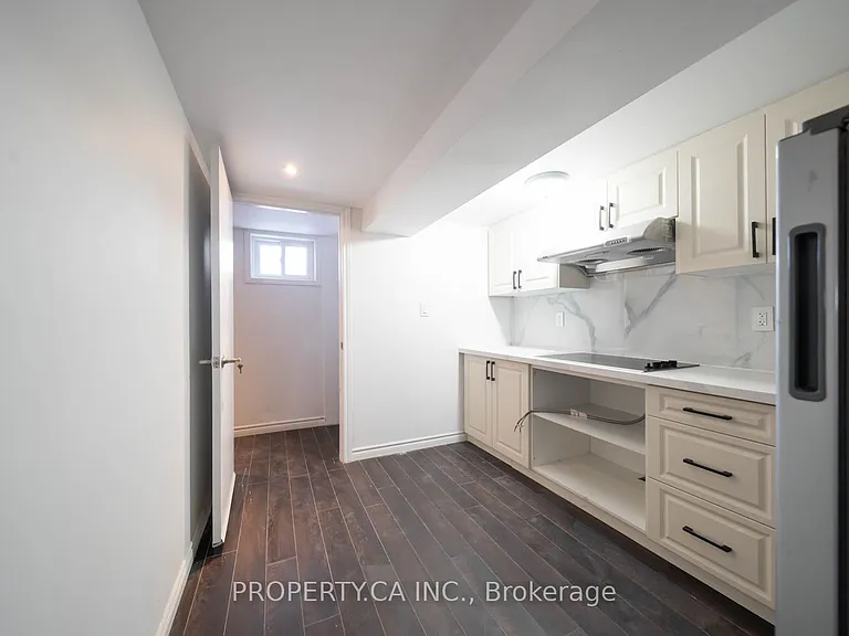 46 Shrewsbury Sq #LOWER — Photo 8