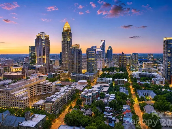 301 W 10th St APT 506, Charlotte, NC 28202