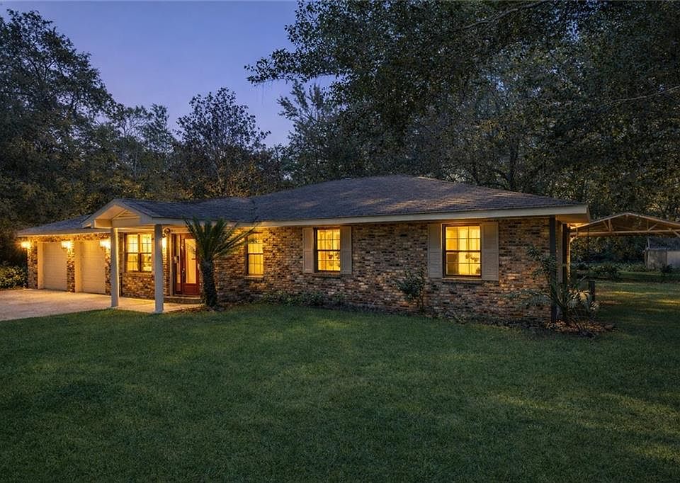 1st image of 66436 Bruce Rd