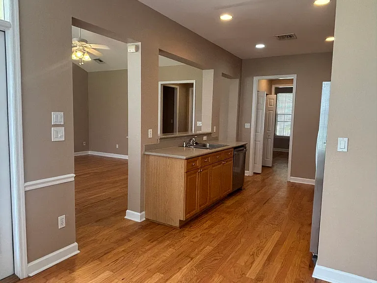 3722 Longfellow Rd — Photo 16