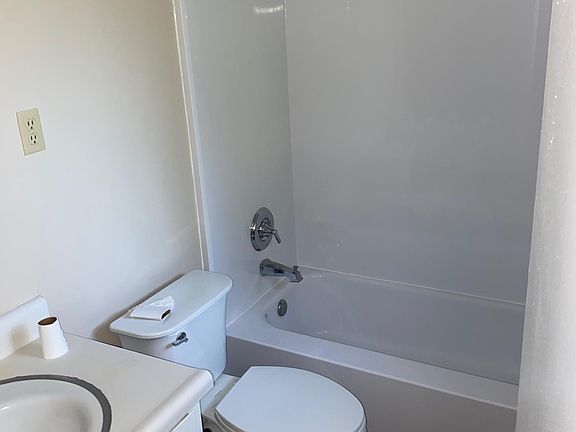 2nd image of 3245 Audrey Dr