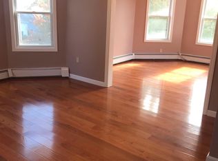 36 Wood St #3, Warren, RI 02885