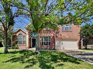 6904 Edgefield Dr, Denton, TX 76210