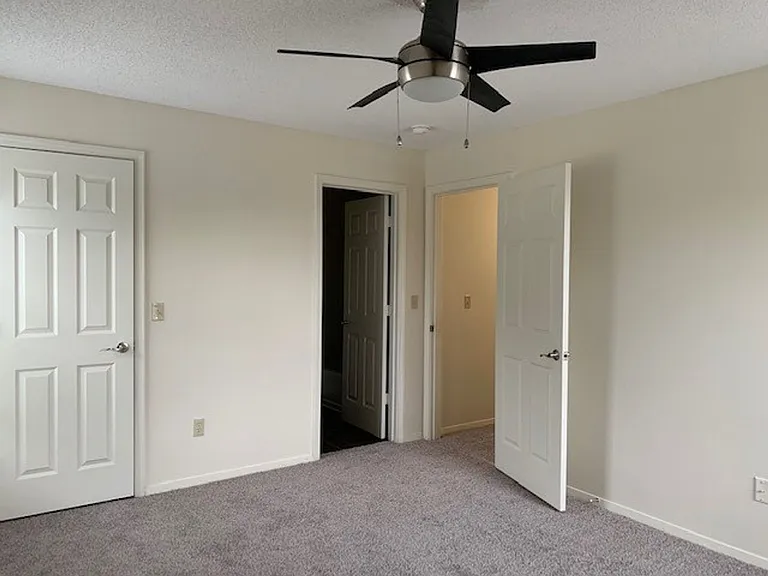 Hamilton at Turman Farms Apartments — Photo 100