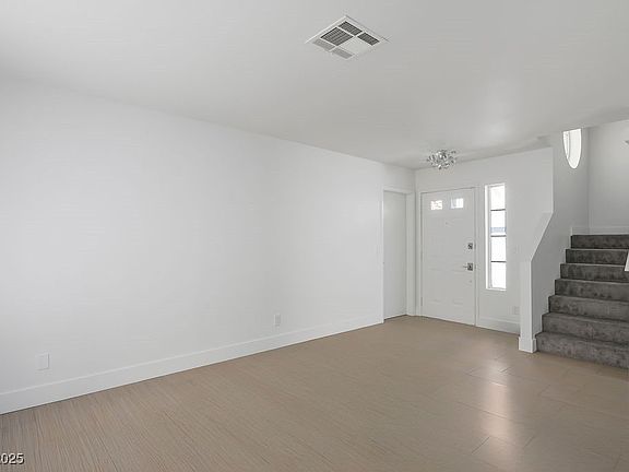 4th image of 2316 Pine Bluff Ct