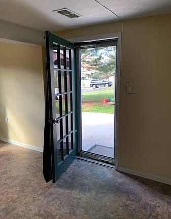 3rd image of 12913 Scarlet Oak Dr
