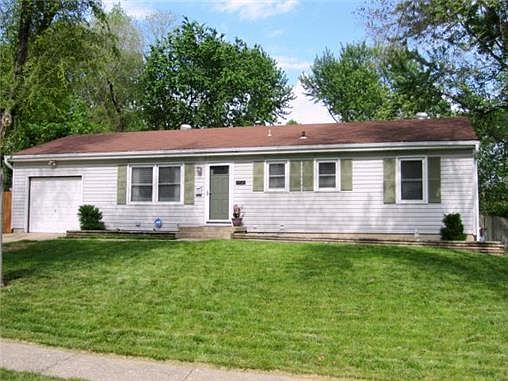 1st image of 9907 Oakdell Dr