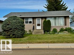 5454 46th St, Vegreville, AB T9C1E5