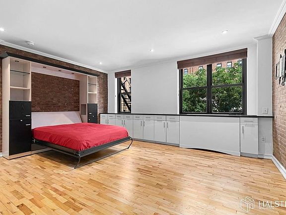 5th image of 410 W 23rd St APT 2F