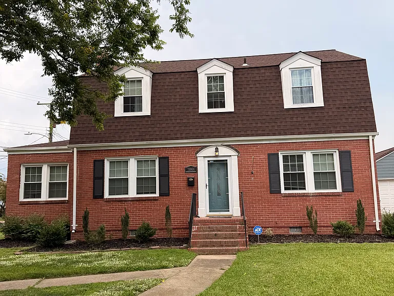 7001 Belvedere Dr — Photo 2
