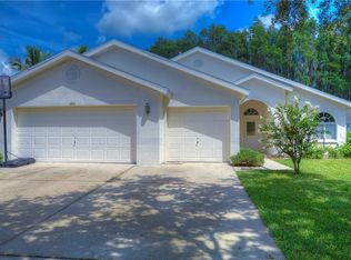 1451 Baythorn Dr, Wesley Chapel, FL 33543