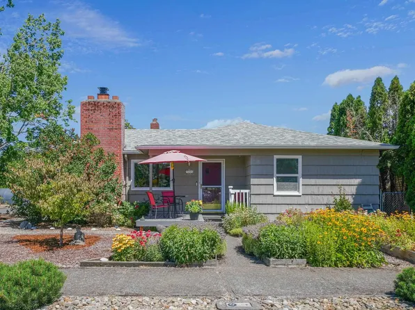 1085 Oxford St SE, Salem, OR 97302
