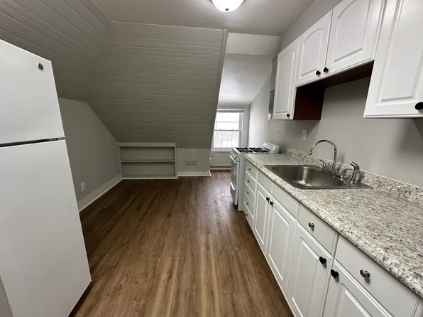 83 Sachem St, New Haven, CT