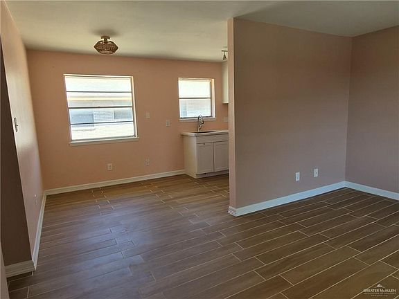 2nd image of 3712 N 6th St APT 10