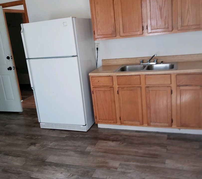 2nd image of 2224 S 16th St Unit 1