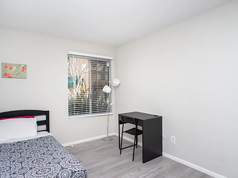 3454 Castle Glen Dr #136 — Photo 18