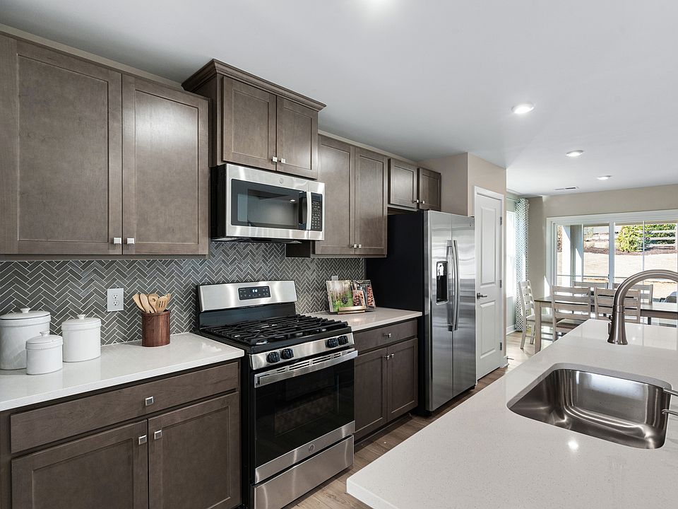 Immediate Move-In Nassau Cove