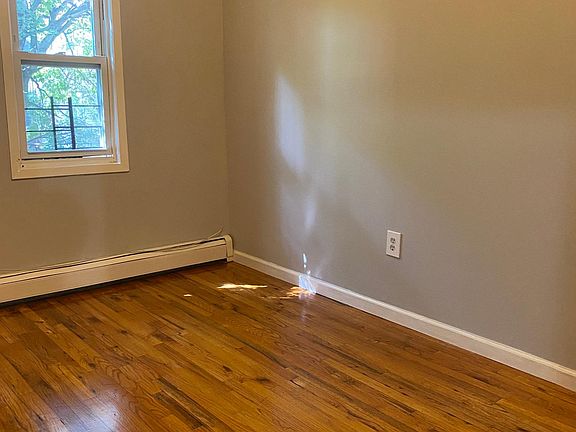 2nd image of 521 Tinton Ave #0