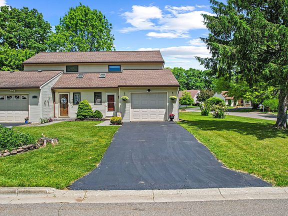 4th image of 265 Vivian Ln