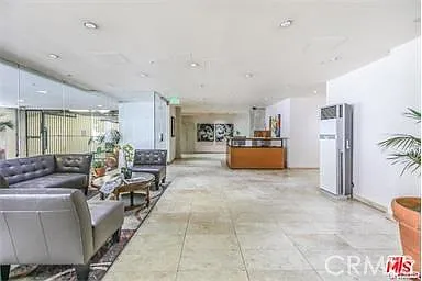 2 bed, 1210 sqft, $3,100 — Photo 4