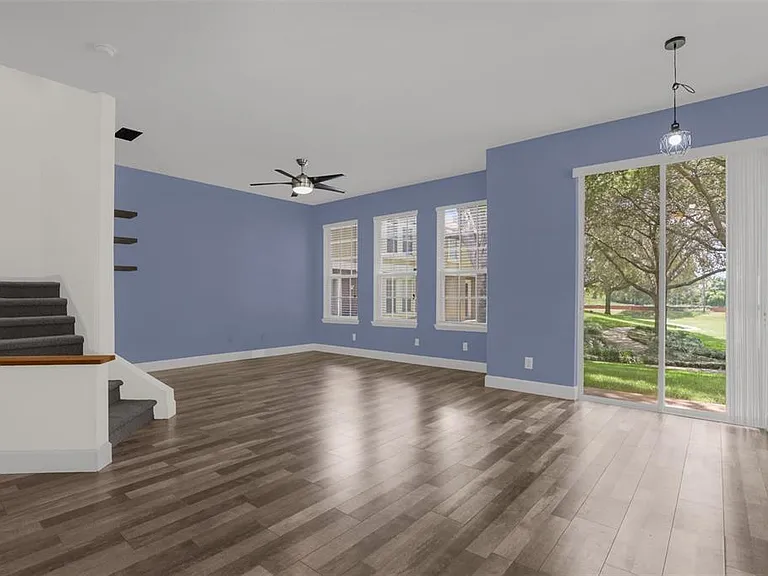 740 Ashworth Overlook Dr #B — Photo 4