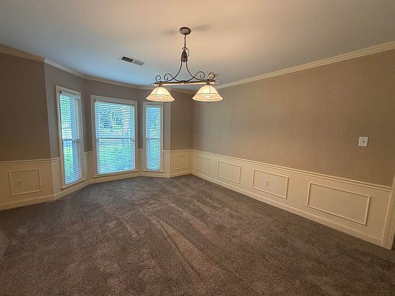 5th image of 956 Rolling Oaks Ln