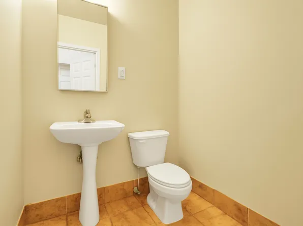 436 Putnam Avenue image 23 of 28