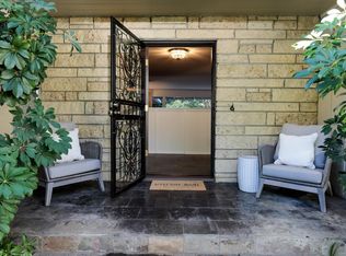 51 Fair Oaks Ln, Atherton, CA 94027
