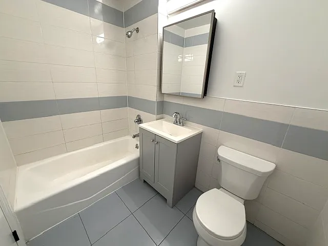 27-57 Crescent St #1G — Photo 3