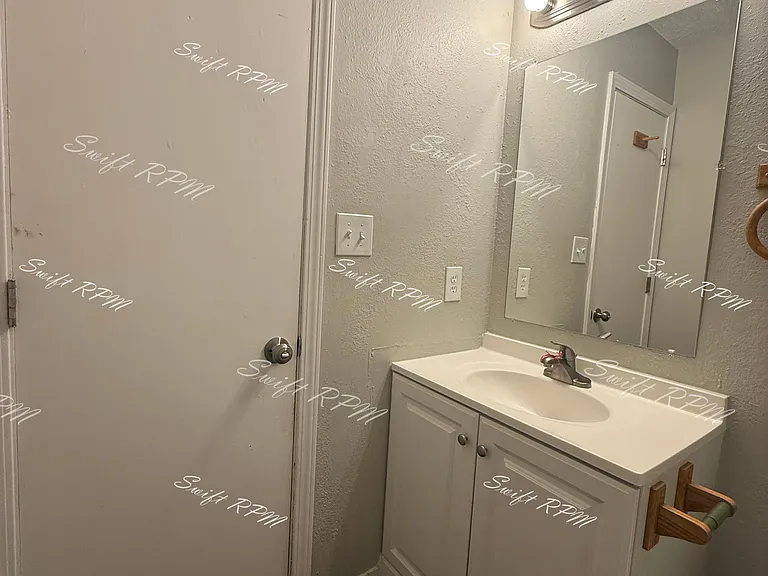 819 E Sheridan St #1 — Photo 11