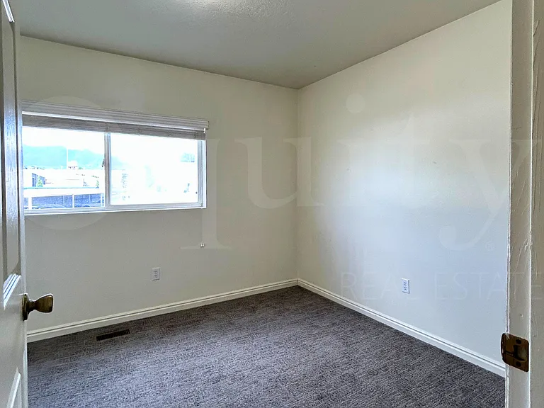 1526 N Trinnaman Ln #4-1 — Photo 10