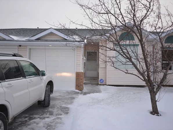 35 Catalina Cir NE #35, Calgary, AB T1Y 7B7