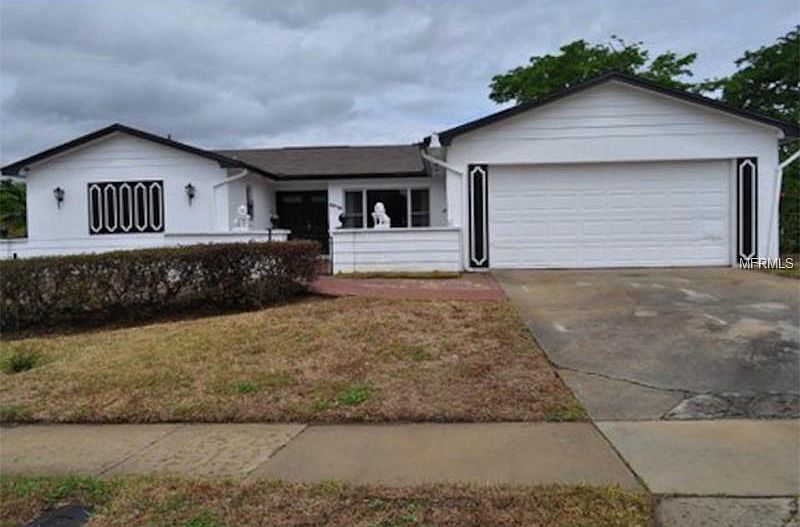 1st image of 6579 Magee Ct