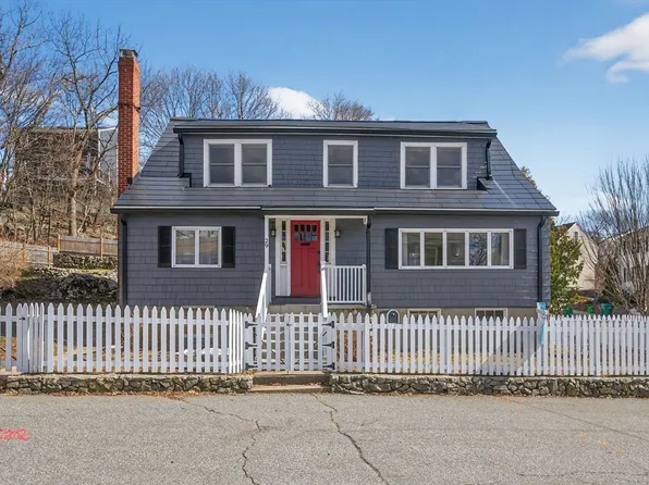 29 Fellsview Ave, Medford, MA 02155