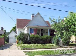 258 E Ash St, Canton, IL 61520