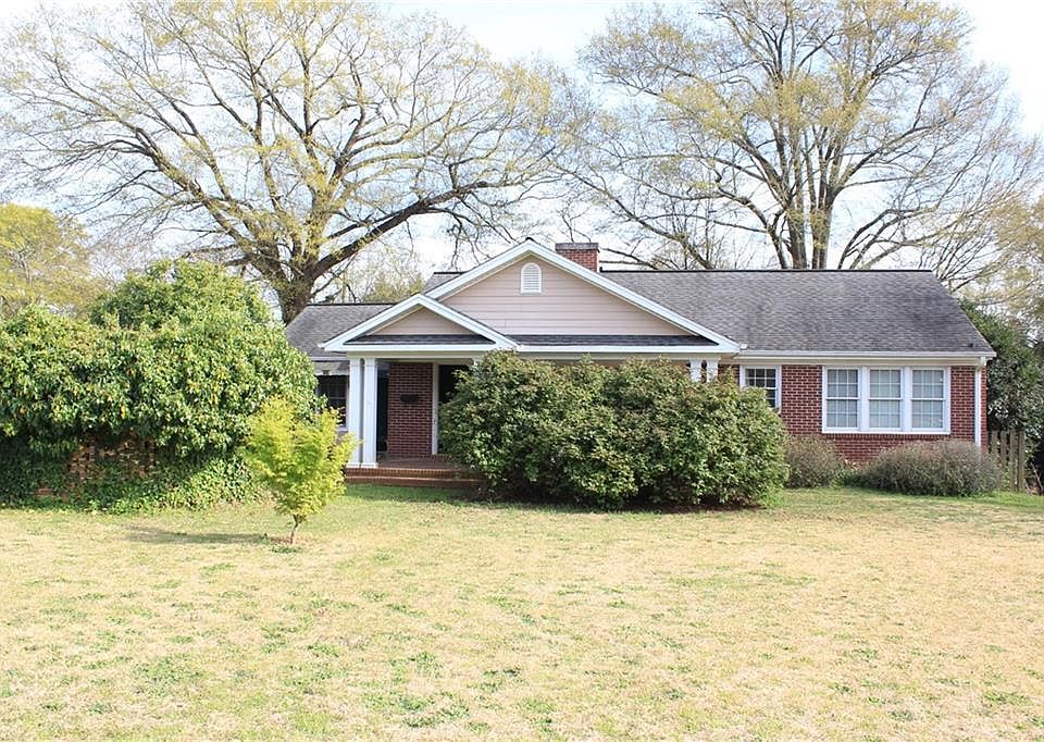 1st image of 217 Bedford Forest Ave