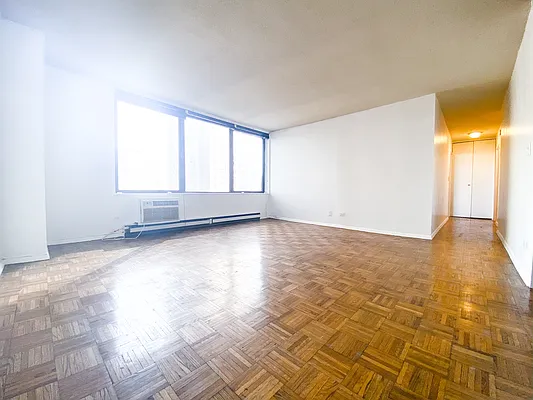 Rented by ONE Manhattan Real Estate | media 14