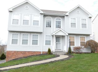 133 John Dr, Canonsburg, PA 15317