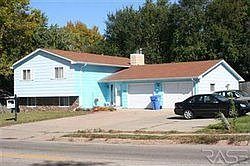 2nd image of 108 S Western Ave #9