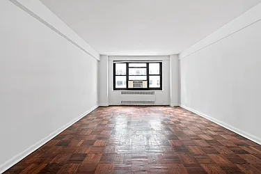 135 East 54th Street, #12L