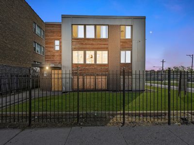 1863 S Komensky Ave, Chicago, IL, 60623