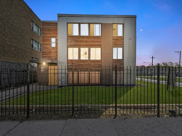 1863 S Komensky Ave, Chicago, IL 60623