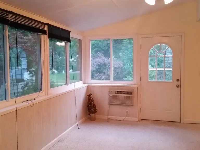 87 Fair St #1 — Photo 23