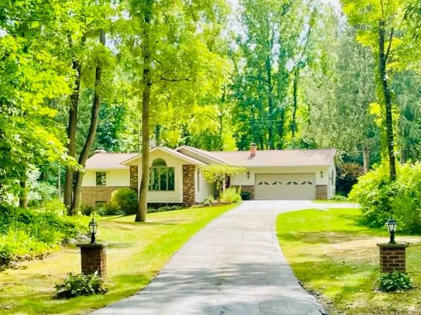 3455 W B Ave, Plainwell, MI 49080